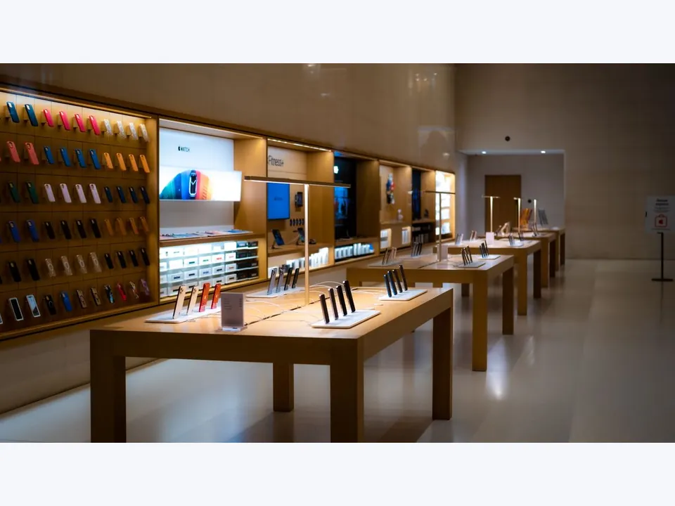 Mobile Accessories Display